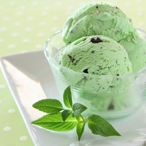 Морозиво з зеленим чаєм і цибулею